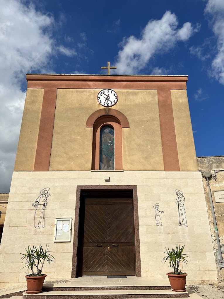 Chiesa di San Giuseppe, Dattilo